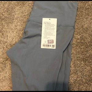 Lululemon 25” Align Blue Cast